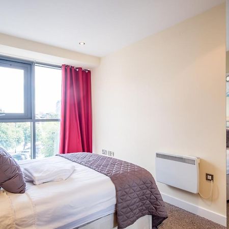 City One Bedroom Apartment With Juliet Balcony In West One - Parking Possible Sheffield Exterior foto