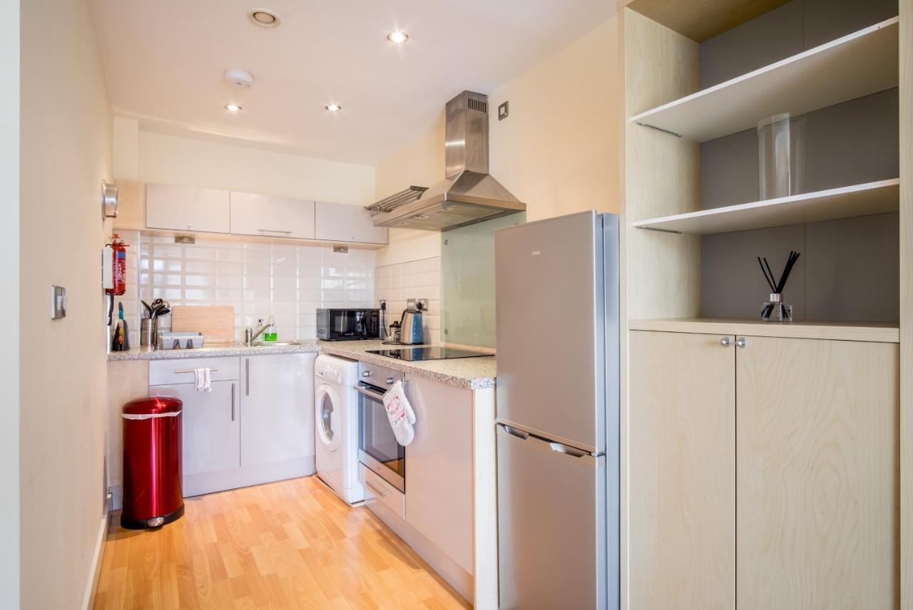 City One Bedroom Apartment With Juliet Balcony In West One - Parking Possible Sheffield Exterior foto