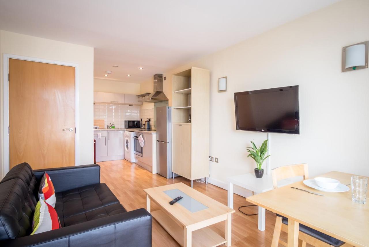 City One Bedroom Apartment With Juliet Balcony In West One - Parking Possible Sheffield Exterior foto