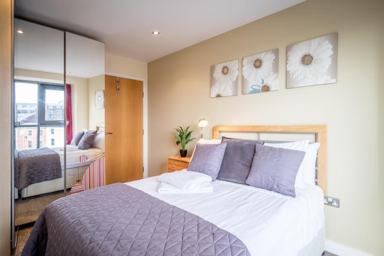 City One Bedroom Apartment With Juliet Balcony In West One - Parking Possible Sheffield Exterior foto